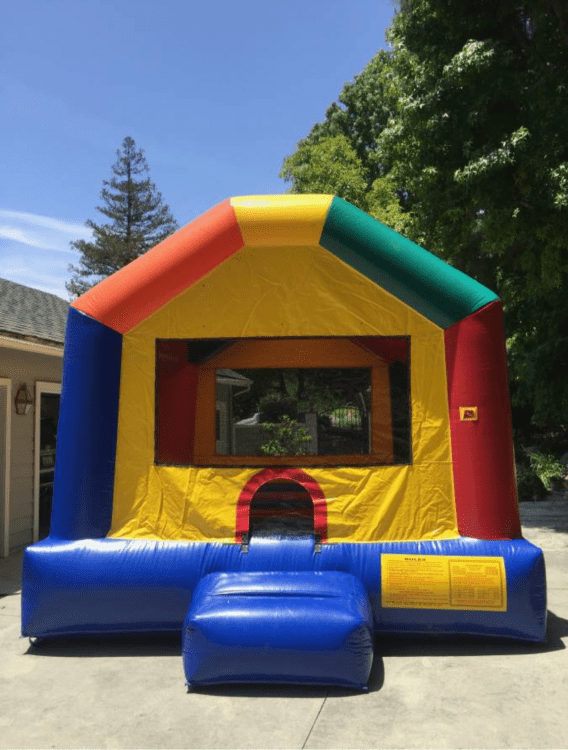 (Large) Classic Bounce House: B-012